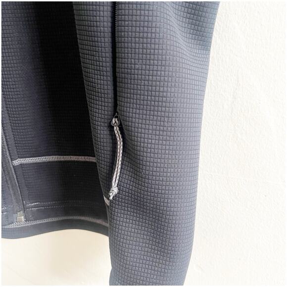 KUIU 240 Peloton Vest Men’s Size XL Black Toray Fabric Wind Resistant Fleece - Picture 4 of 7